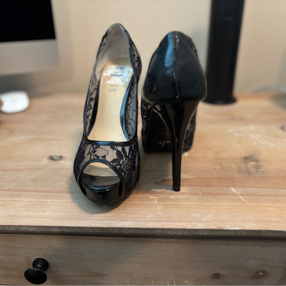 Guess Black Lace Peep Toe Heels